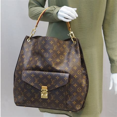 louis vuitton monogram metis hobo|LV Pochette Metis: Luxury Monogram Handbag .